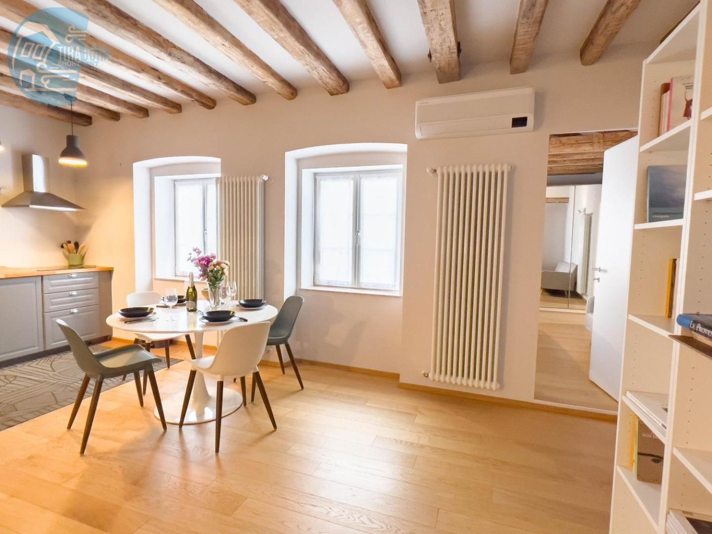 Mazzini 9 Tirabora Short Rent Apartment Trieste Exterior photo