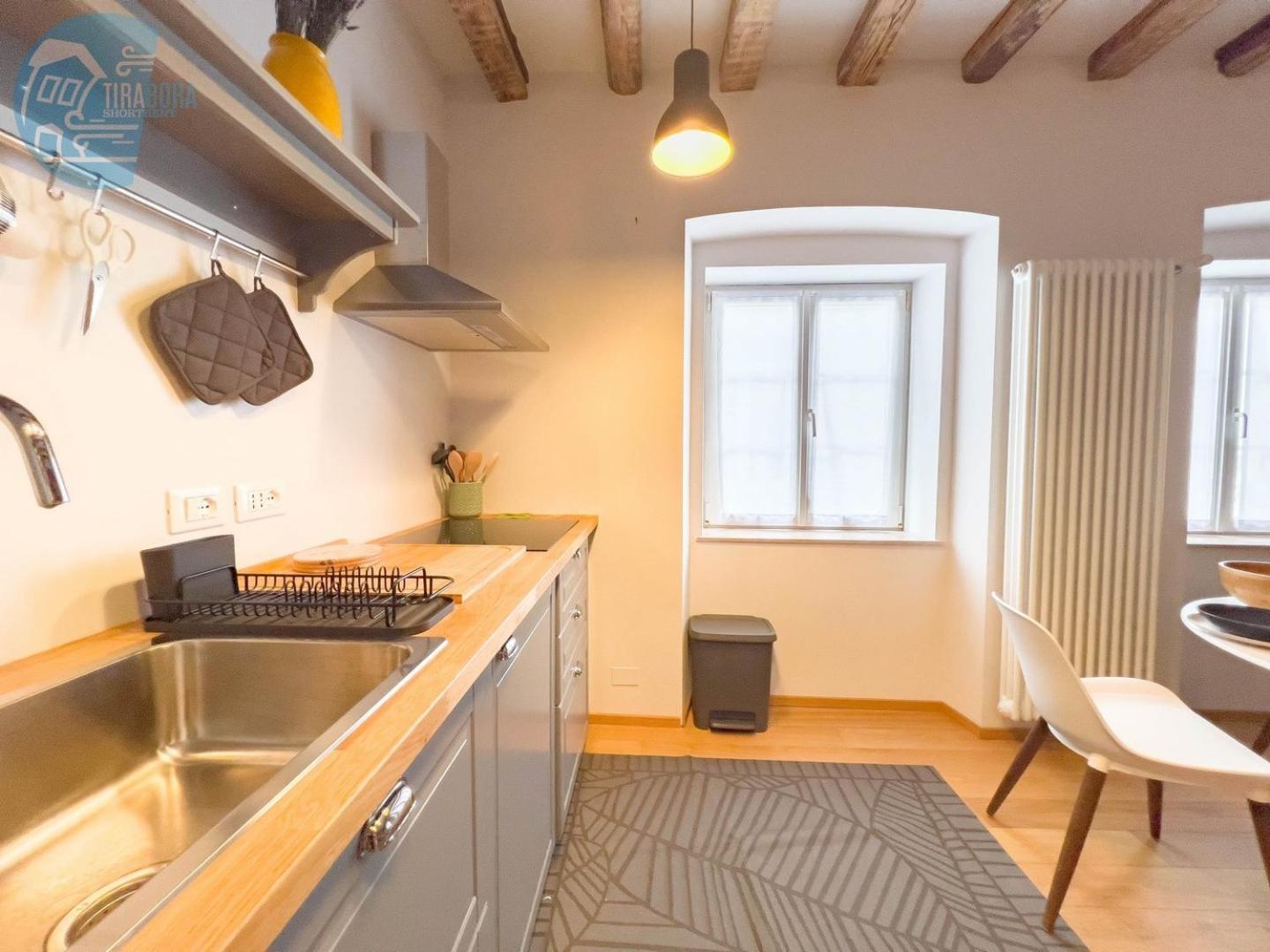 Mazzini 9 Tirabora Short Rent Apartment Trieste Exterior photo