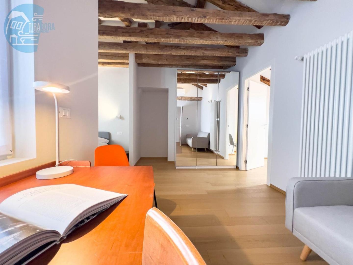 Mazzini 9 Tirabora Short Rent Apartment Trieste Exterior photo